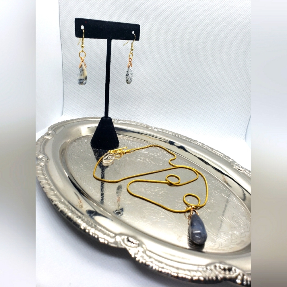 Dendritic Agate bead earrings and necklace set